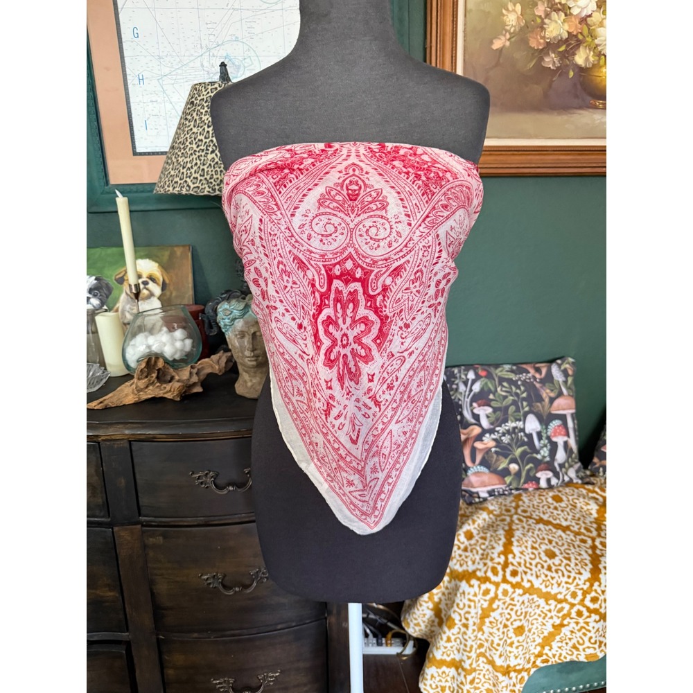 Charming Charlie Red Paisley Bandana Scarf Top Halter Tube One‎ Size